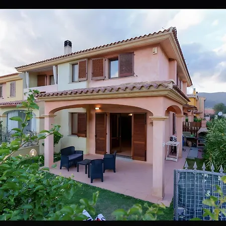 Holiday home Rafael House *